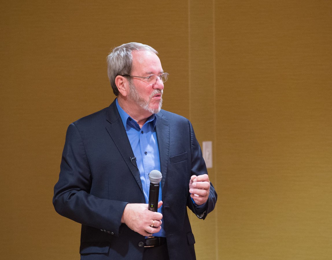 Networking – How to handle speaking with people
